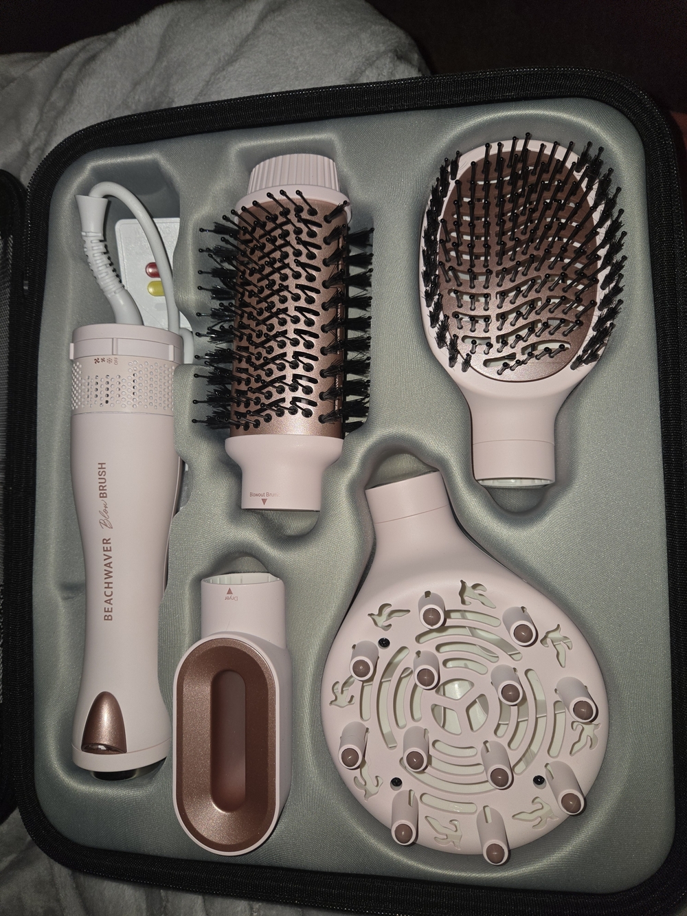 Beachwaver Blow Brush